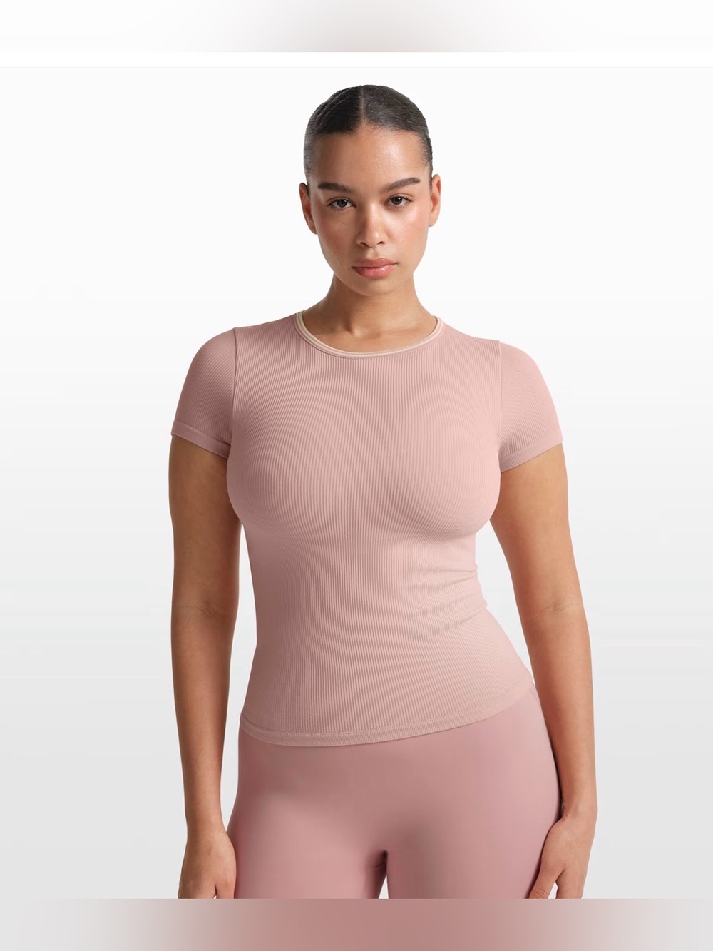 NikeSKIMS Ribbed Seamless Women's Short-Sleeve Top